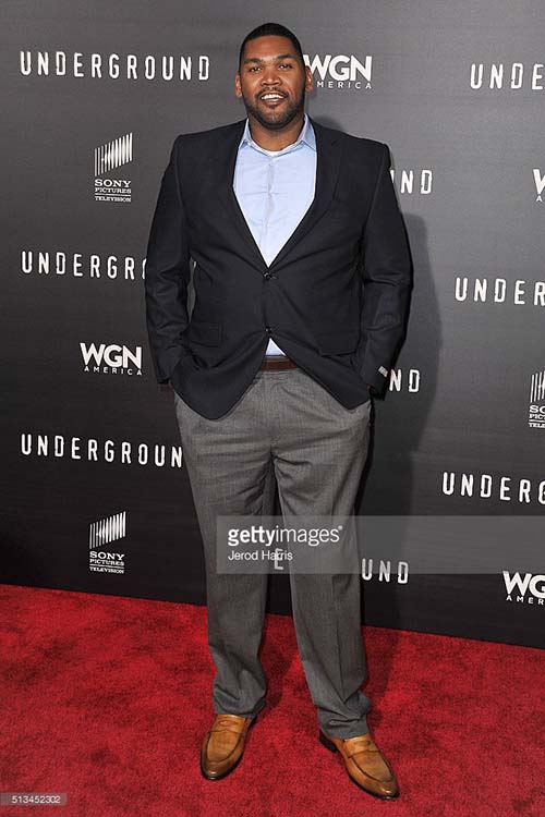arrives at the Premiere of WGN America's 'Underground' at The Theatre at The Ace Hotel on March 2, 2016 in Los Angeles, California.